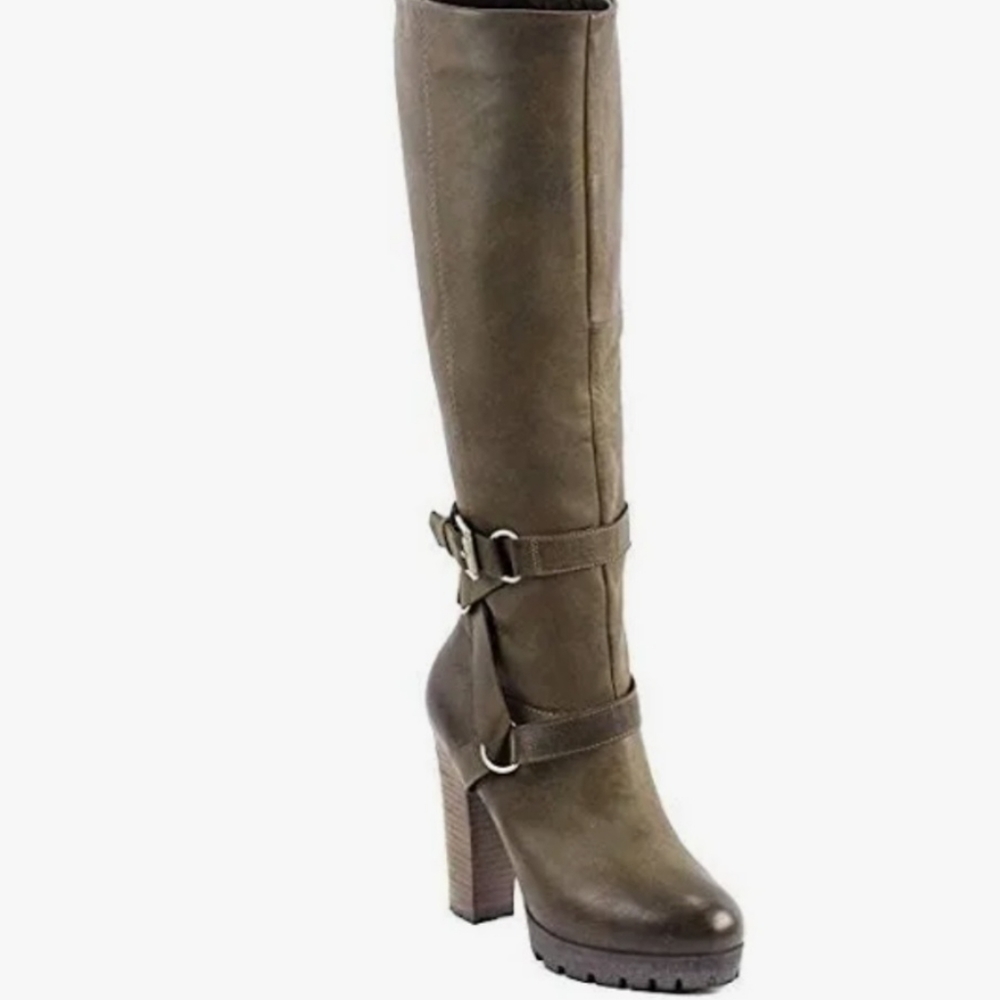 Steve Madden Kraze leather tall boot. Size 8  Never worn. Tan Brown